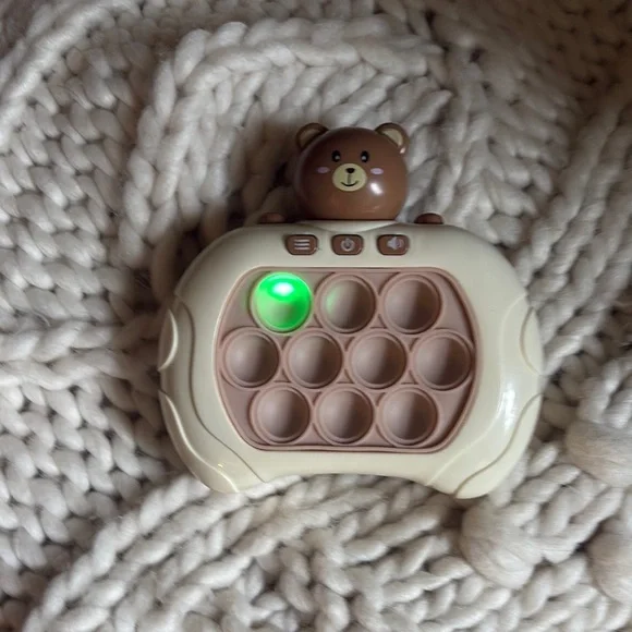 Pop- it Game Cream and Brown Learning Pop Toy with LED - Picture 3 of 6